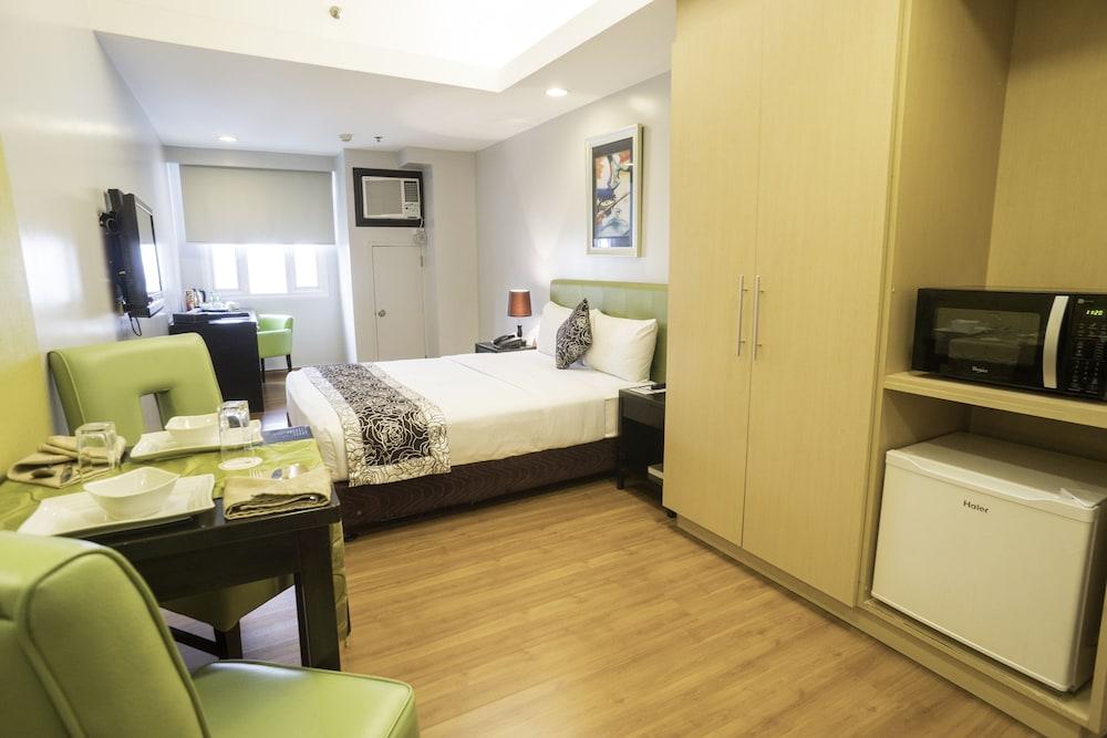 The Exchange Regency Residence Hotel Managed By Hii Pasig City Exterior foto