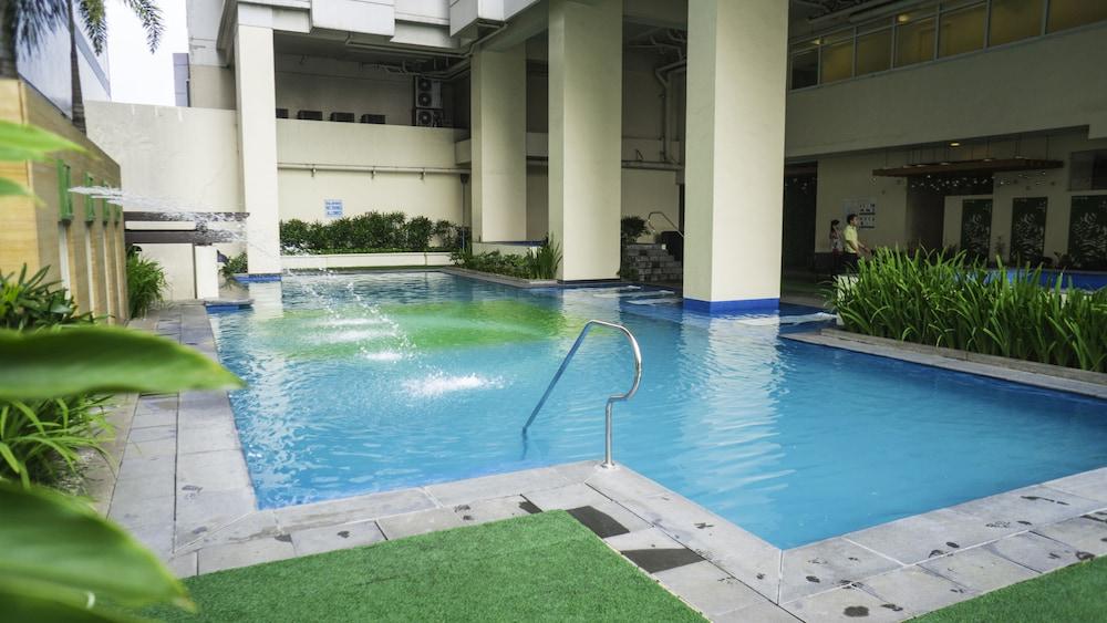 The Exchange Regency Residence Hotel Managed By Hii Pasig City Exterior foto