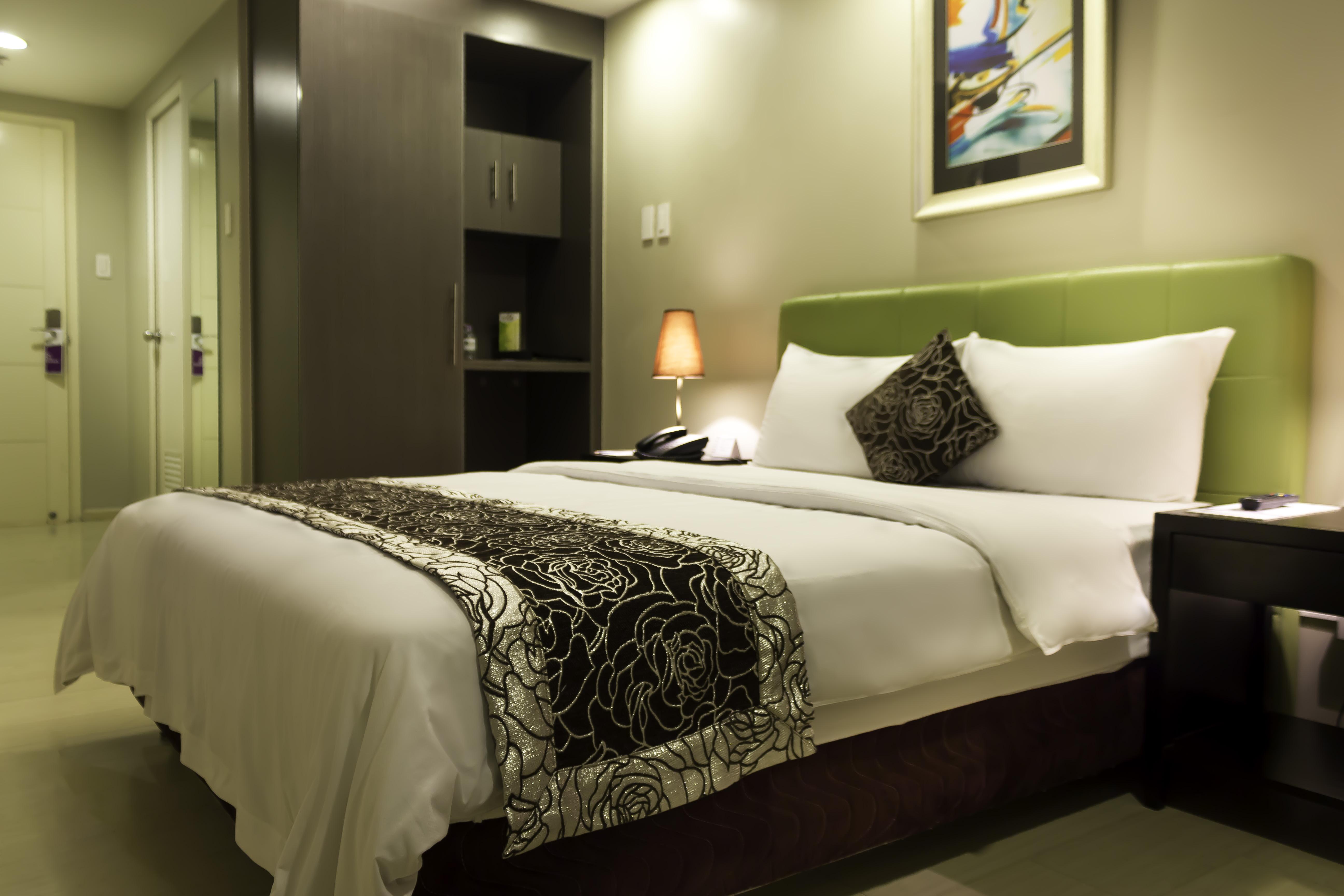 The Exchange Regency Residence Hotel Managed By Hii Pasig City Exterior foto
